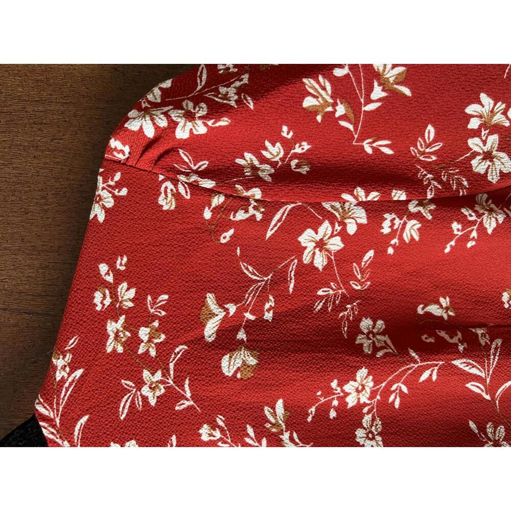 Women's Red Floral Wrap Dress Size Small Fairy Cottage Dainty Date Night Holiday - Picture 4 of 6